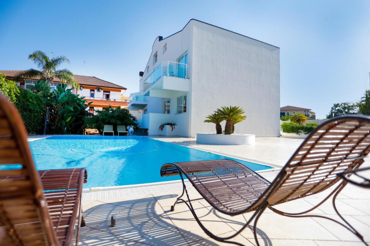 Апарт готель Path House - Etna & Sea View Ріпосто Екстер'єр фото